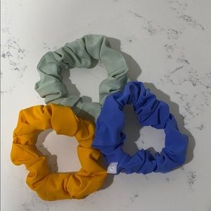 lululemon scrunchies